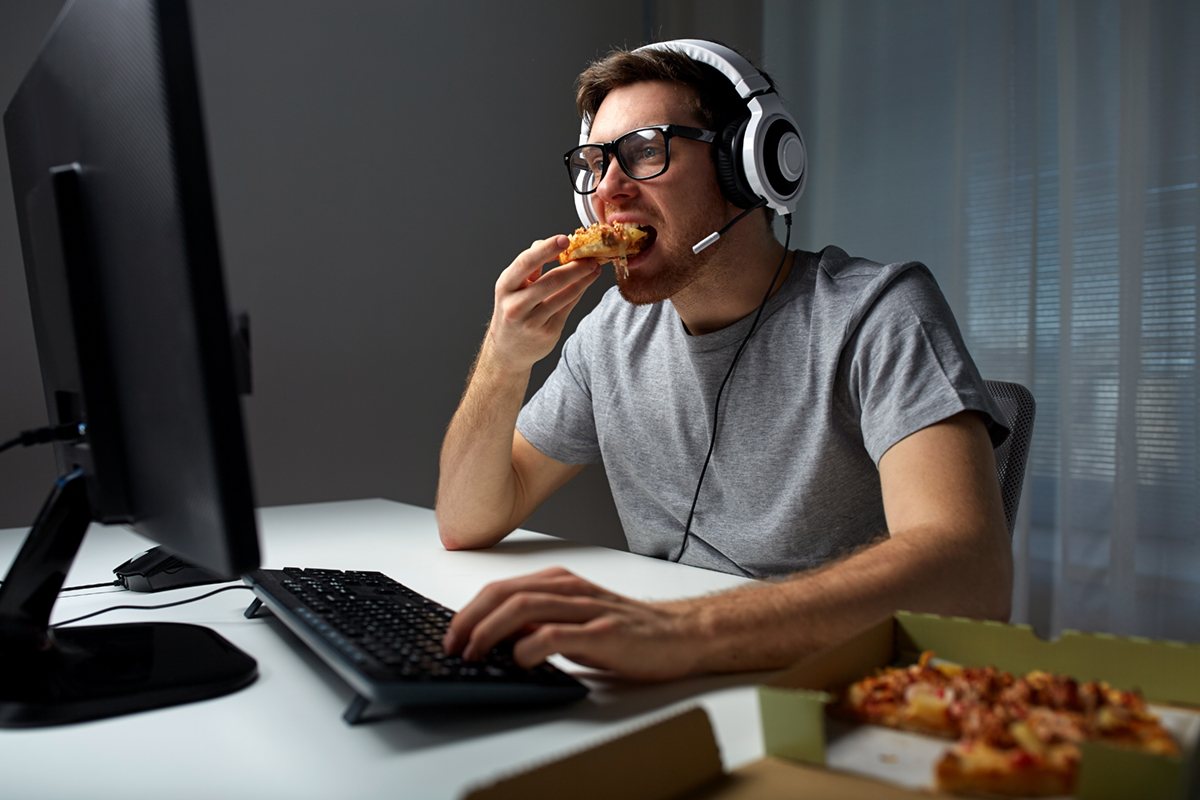 Vorsicht Suchtgefahr: Computerspiele sind verlockend für Jugendliche, aber auch gefährlich. (Bildque Vorsicht Suchtgefahr: Computerspiele sind verlockend für Jugendliche, aber auch gefährlich. (Bildque