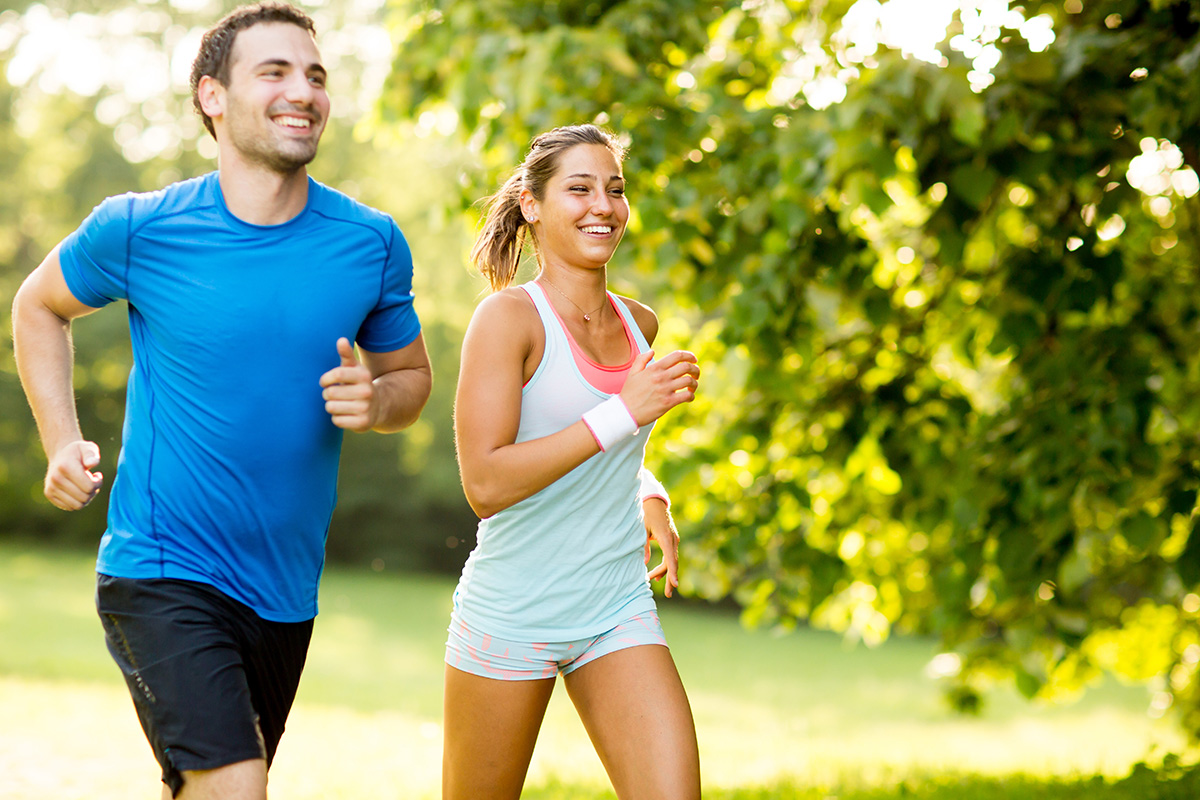Ausreichend Bewegung und gesunde Ernährung können gegen Herz-Kreislauf-Erkrankungen vorbeugen. (Bild