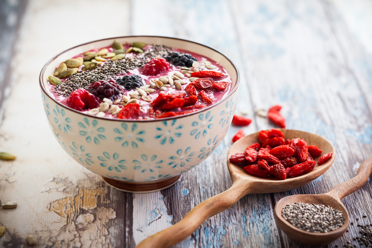 Mit natürlichen Zutaten zu gesunder Ernährung und einem gesunden Körper. (Bildquelle: @shutterstock.