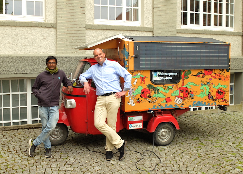 Naveen Rabelli und Christian Klaiber, Zukunftsmobilität mit dem TukTuk