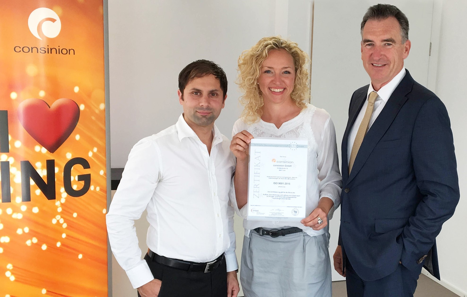 Jürgen Häcker von QM-Beratung Häcker, Barbara Wanko von consinion und Geschäftsführer Joachim Lang ( Jürgen Häcker von QM-Beratung Häcker, Barbara Wanko von consinion und Geschäftsführer Joachim Lang (