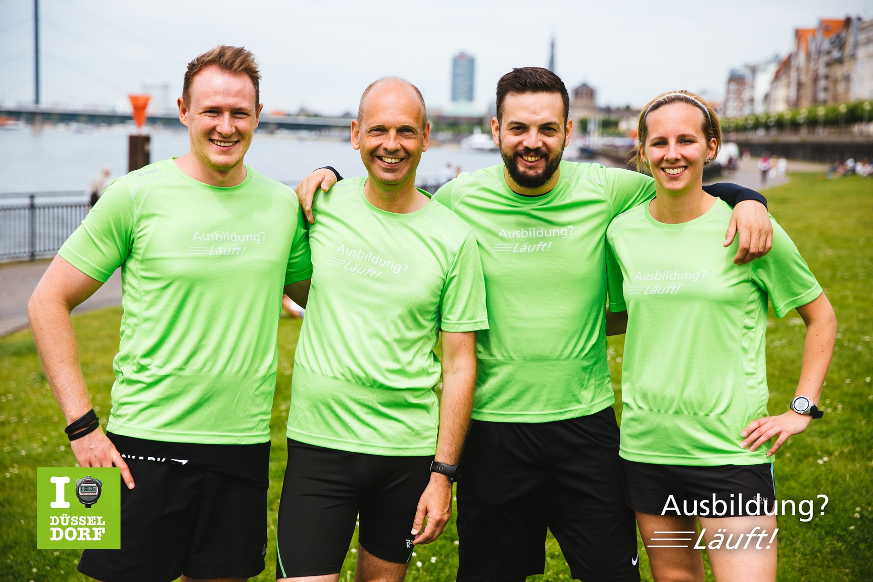 HR-Mitarbeiter der Stadtwerke Düsseldorf freuen sich auf den Lauf mit Bewerbern. (Bildquelle: Zone) HR-Mitarbeiter der Stadtwerke Düsseldorf freuen sich auf den Lauf mit Bewerbern. (Bildquelle: Zone)
