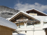 Terrasse des Hotel Alpina