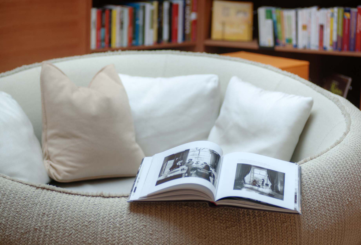 Die Spa-Bibliothek im Juffing Hotel & Spa
