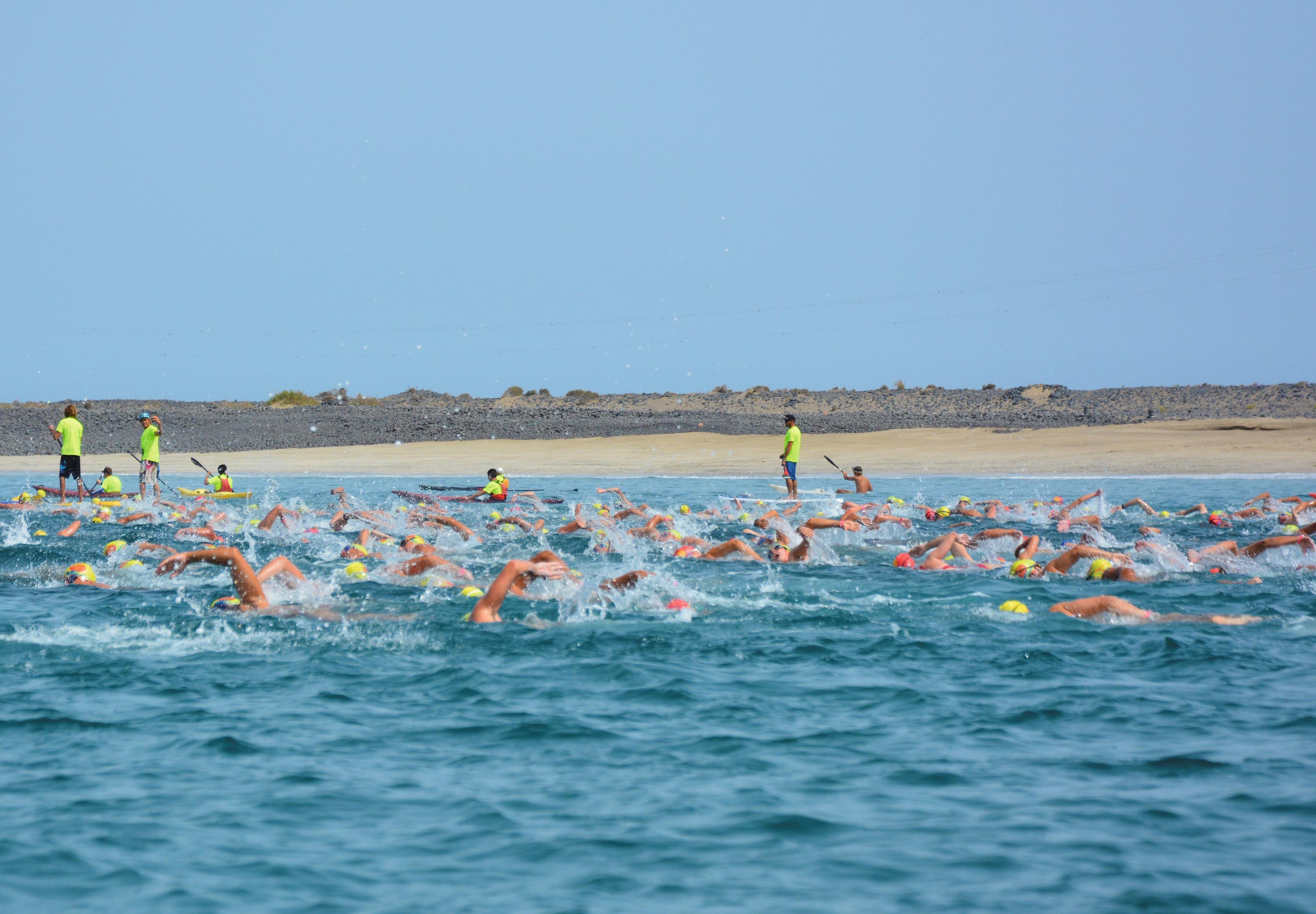 Travesía a Nado El Río zwischen Lanzarote und La Graciosa.