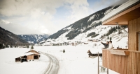 Verschneite Hotelaussicht Verschneite Hotelaussicht