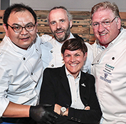 Xiao Wang, Heiko Antoniewicz, Silvia Borghorst und Frank Schwarz (v. l.) rockten gemeinsam. Xiao Wang, Heiko Antoniewicz, Silvia Borghorst und Frank Schwarz (v. l.) rockten gemeinsam.