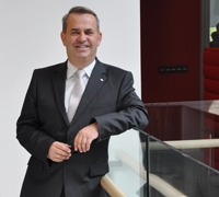 Zum neuen Vize-Präsidenten der FEICA gewählt: Dr. Boris Tasche (57). Foto: © IVK Zum neuen Vize-Präsidenten der FEICA gewählt: Dr. Boris Tasche (57). Foto: © IVK