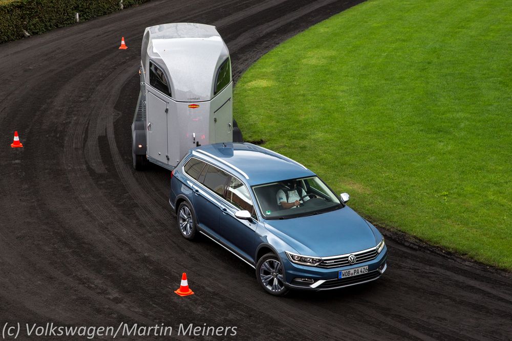 Mit-Pferden-reisen.de testet VW Trailer Assist: Viel mehr als nur Rückwärtsfahren (Bildquelle: Volks