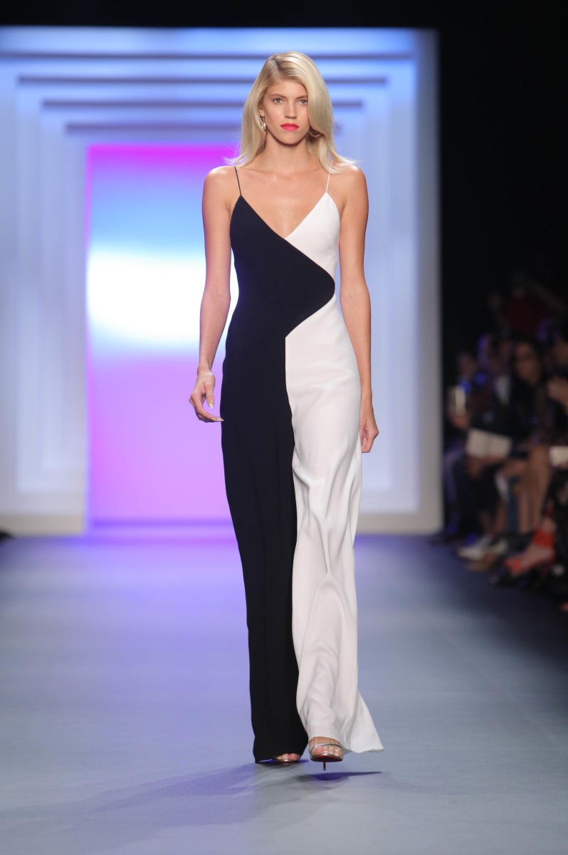 Hair by Moroccanoil Global Ambassador Antonio Corral CaleroPhotography: Jason Carter Rinaldi (Bildqu