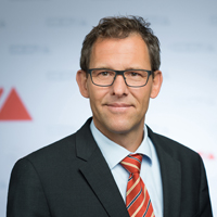 Dr. Wolf-Bertram von Bismarck, neuer Vorstand Personal der JOB AG; Foto: © JOB AG