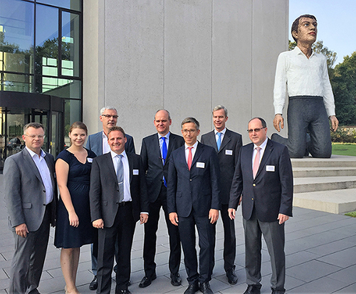 Wirtschaftstreff im Hörmann Forum Wirtschaftstreff im Hörmann Forum