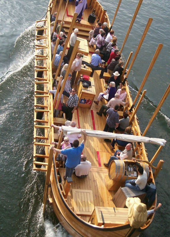 Nachgebautes Römerschiff auf der Mosel Nachgebautes Römerschiff auf der Mosel