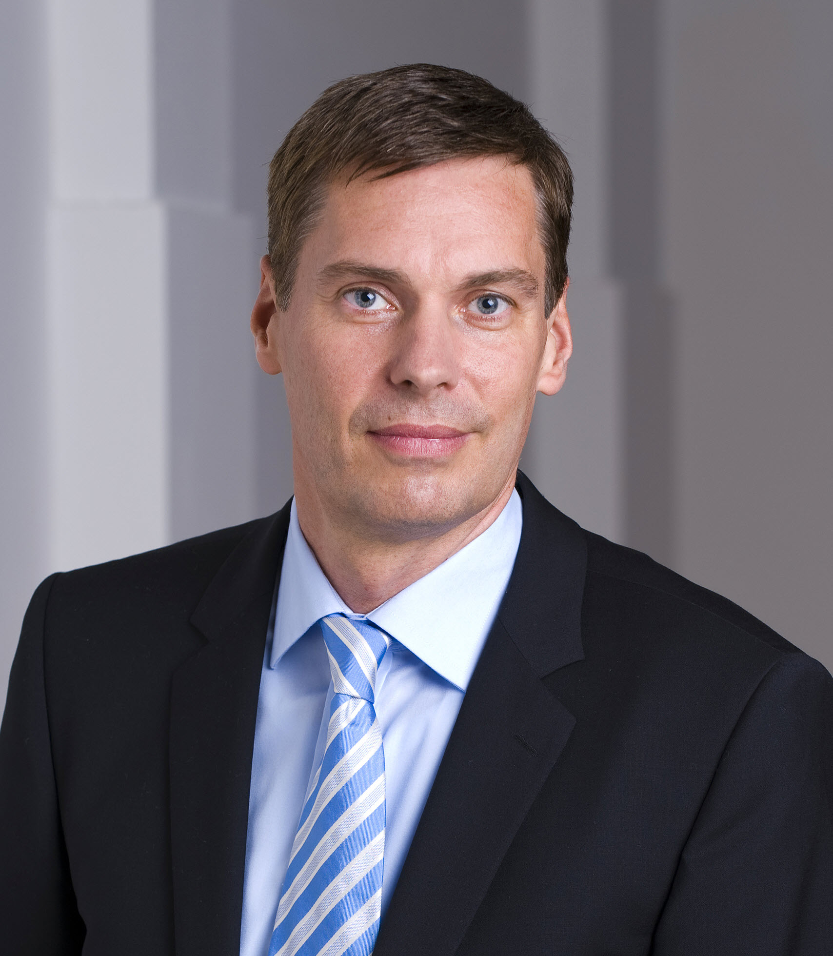 Jürgen Litz, Geschäftsführer cobra GmbH: Noch individuellere Zielgruppenansprache für cobra-Anwender Jürgen Litz, Geschäftsführer cobra GmbH: Noch individuellere Zielgruppenansprache für cobra-Anwender
