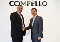 Bernhard Geist (re.) übergibt die Geschäftsführung von Compello an Andreas Waldbrenner