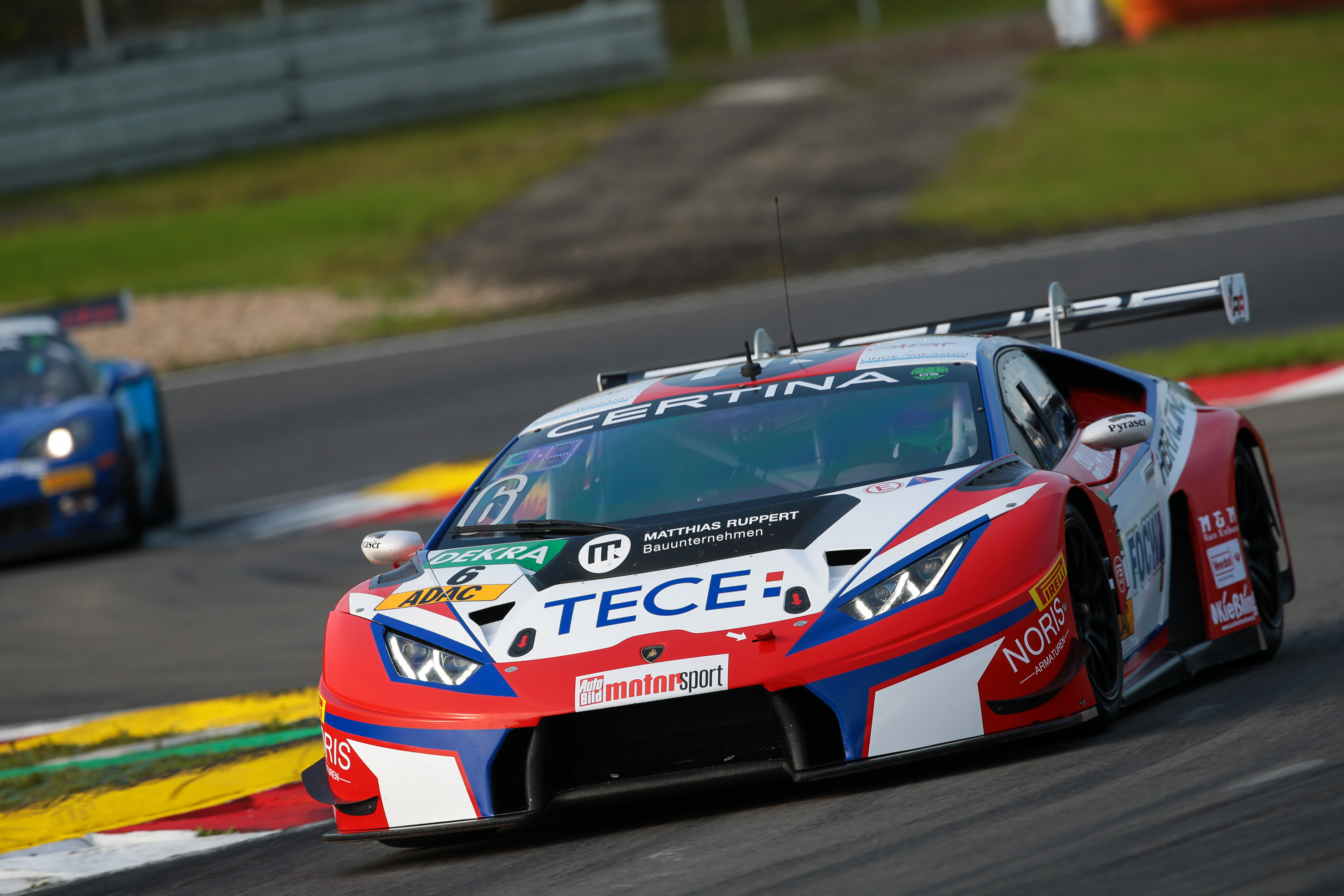TECE ist der Hauptsponsor des GT Masters Fahrers Elia Erhart. (Bildquelle: TECE GmbH) TECE ist der Hauptsponsor des GT Masters Fahrers Elia Erhart. (Bildquelle: TECE GmbH)