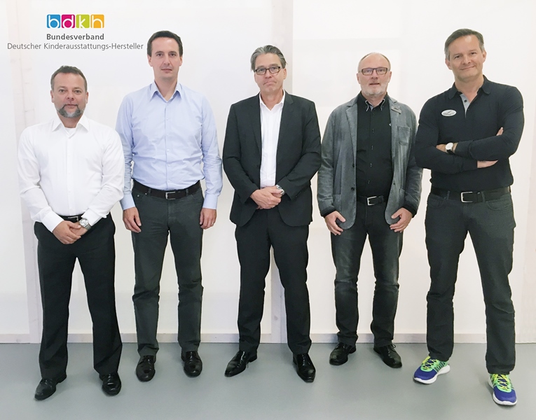 Alessandro Zanini, Dr. Robert Gietl, Michael Neumann, Klaus Blümel und Stefan Erber (v.l.n.r.)