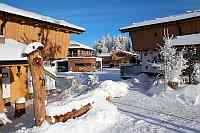 Chaletdorf im Schnee