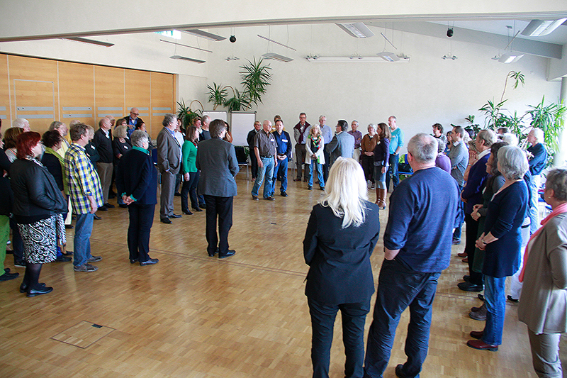 Systemische Aufstellungsarbeit auf dem Kongress der DGfS Systemische Aufstellungsarbeit auf dem Kongress der DGfS