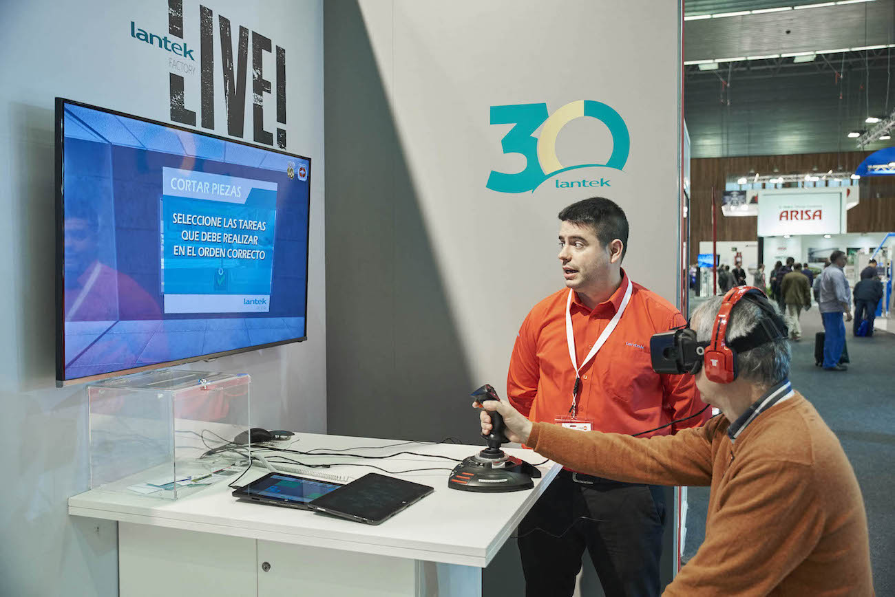 Auf der Euroblech ist live zu erleben, wie Software von Lantek Metallfabriken effizienter macht. Auf der Euroblech ist live zu erleben, wie Software von Lantek Metallfabriken effizienter macht.
