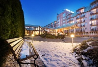 Aussenansicht im Winter bei Dämmerung (Hotel Európa fit) Aussenansicht im Winter bei Dämmerung (Hotel Európa fit)