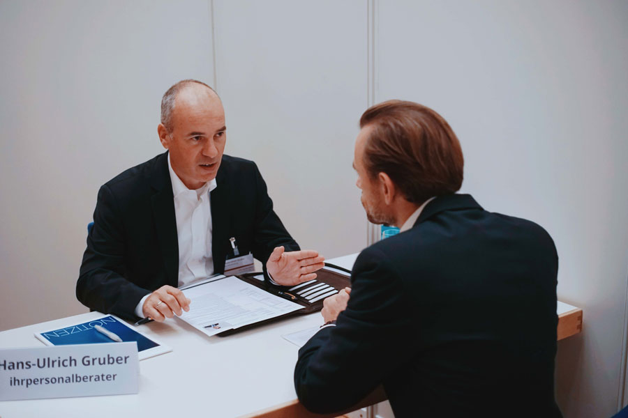 Personalberater Hans Ulrich Gruber bei den VDI Recruiting-Tagen in Nürnberg. Personalberater Hans Ulrich Gruber bei den VDI Recruiting-Tagen in Nürnberg.