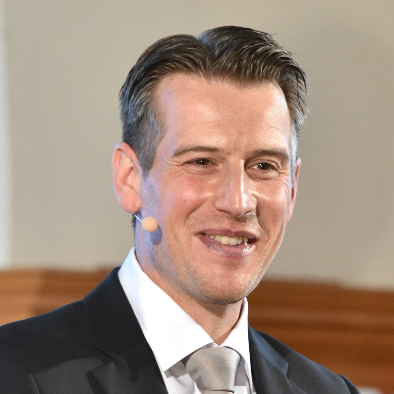 Jörg Mosler: Leidenschaftlicher Speaker und Autor Jörg Mosler: Leidenschaftlicher Speaker und Autor