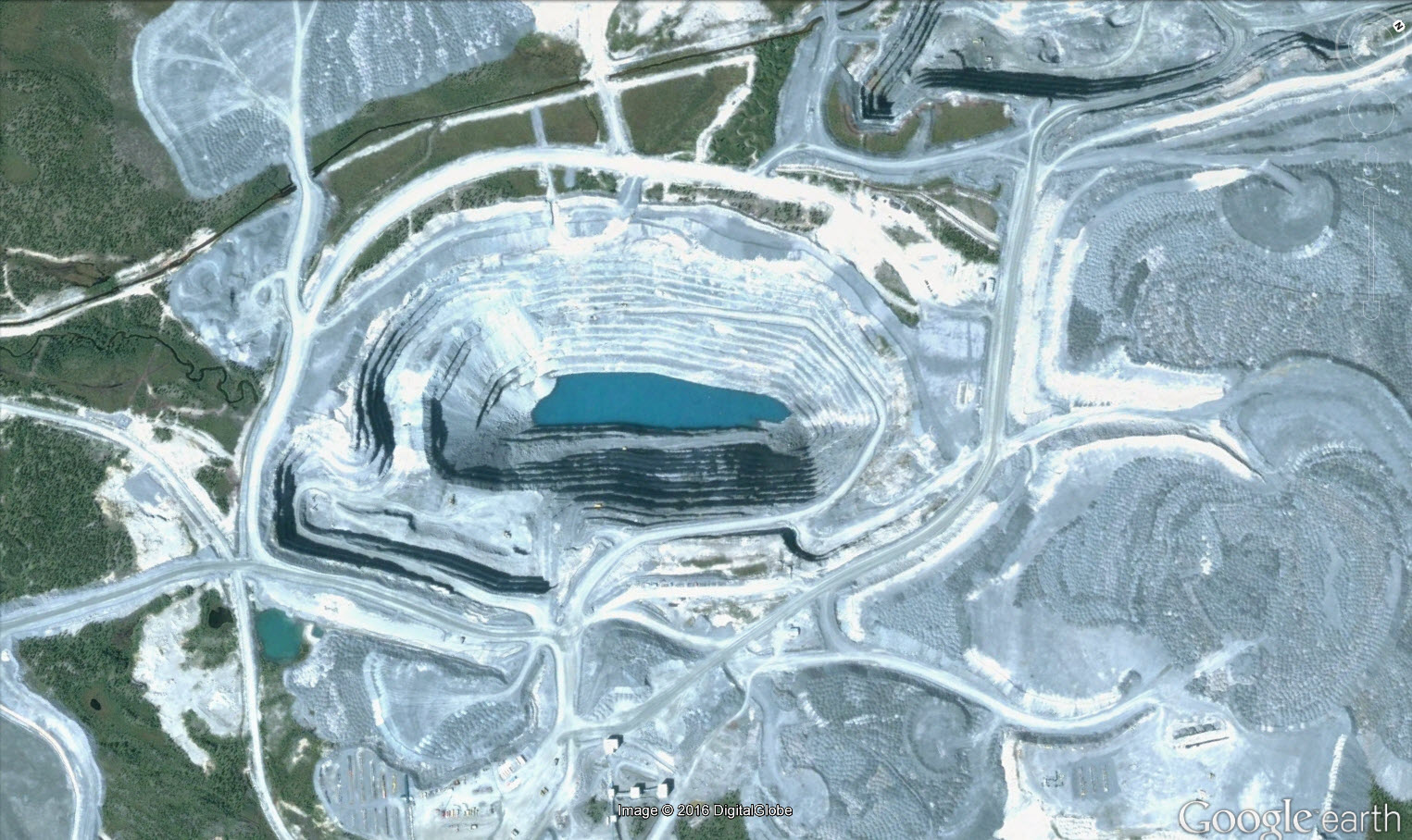 Troilus Mine - Google Earth Bild Troilus Mine - Google Earth Bild