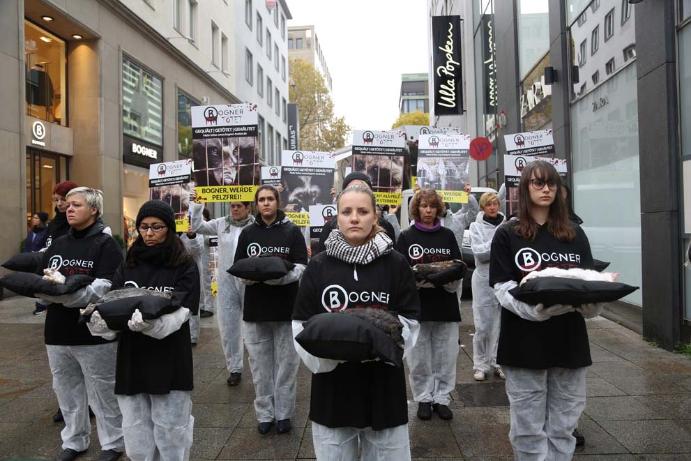 Zum Start der Anti-Pelz-Kampagne Zum Start der Anti-Pelz-Kampagne