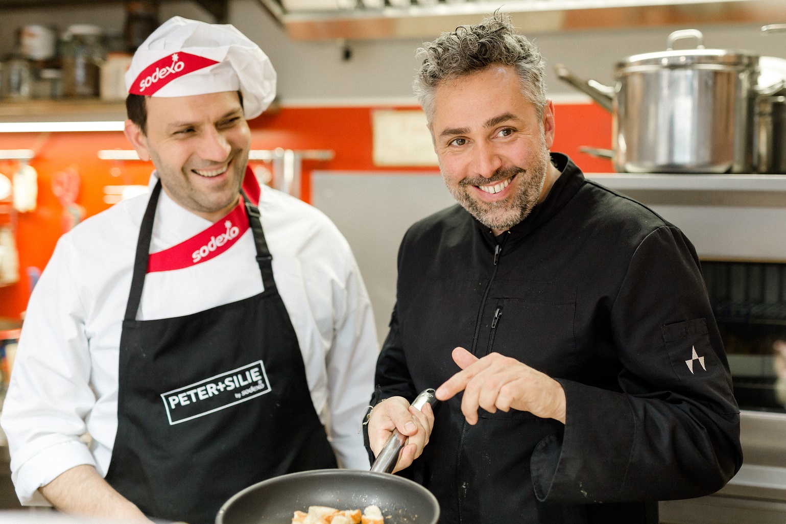 Roland Trettl wechselt an die Kochtöpfe der Betriebsgastronomie von Sodexo (Bildquelle: Mario Andrey Roland Trettl wechselt an die Kochtöpfe der Betriebsgastronomie von Sodexo (Bildquelle: Mario Andrey