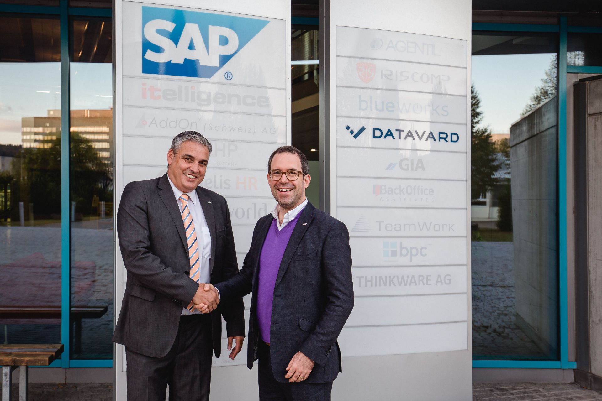 (v.l.n.r) Thomas Fundneider, Managing Director, Datavard AG Schweiz, Gregor Stöckler, CEO Datavard. (v.l.n.r) Thomas Fundneider, Managing Director, Datavard AG Schweiz, Gregor Stöckler, CEO Datavard.