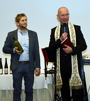 Feierliche Weintaufe im Schlosspark Mauerbach