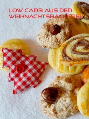 LOW CARB aus der Weihnachtsbäckerei LOW CARB aus der Weihnachtsbäckerei