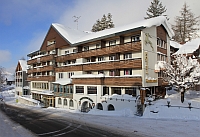 Aussenansicht im Winter vom Hotel Hirschen Wildhaus