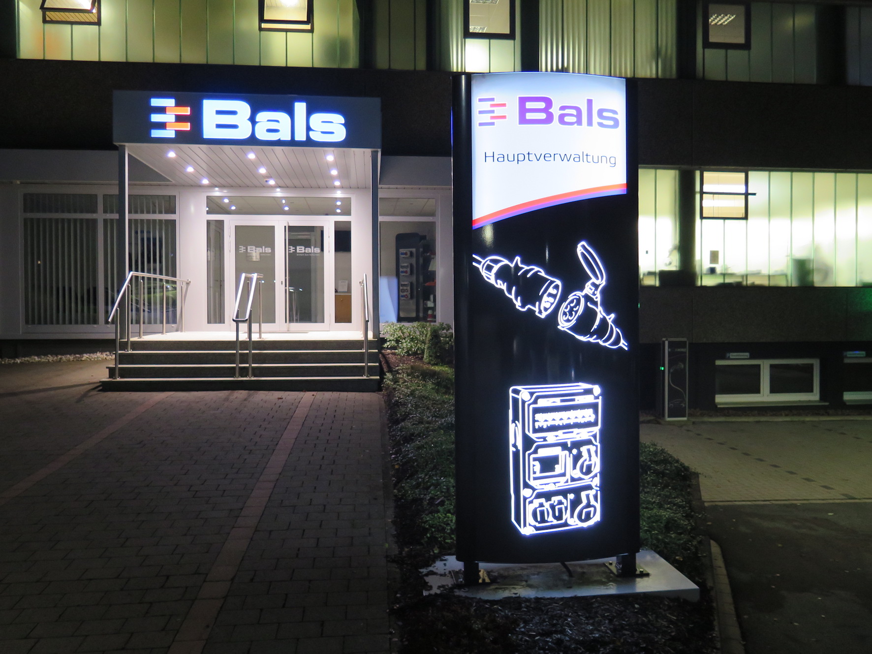 Der neue Auftritt von Bals bringt die Unternehmenswerte kraftvoll zum Ausdruck. Der neue Auftritt von Bals bringt die Unternehmenswerte kraftvoll zum Ausdruck.