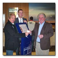 v.l. Eckhard Schöppner, NetGuide, Ulrich Meyer, Hotel Barceló und Peter Millowitsch