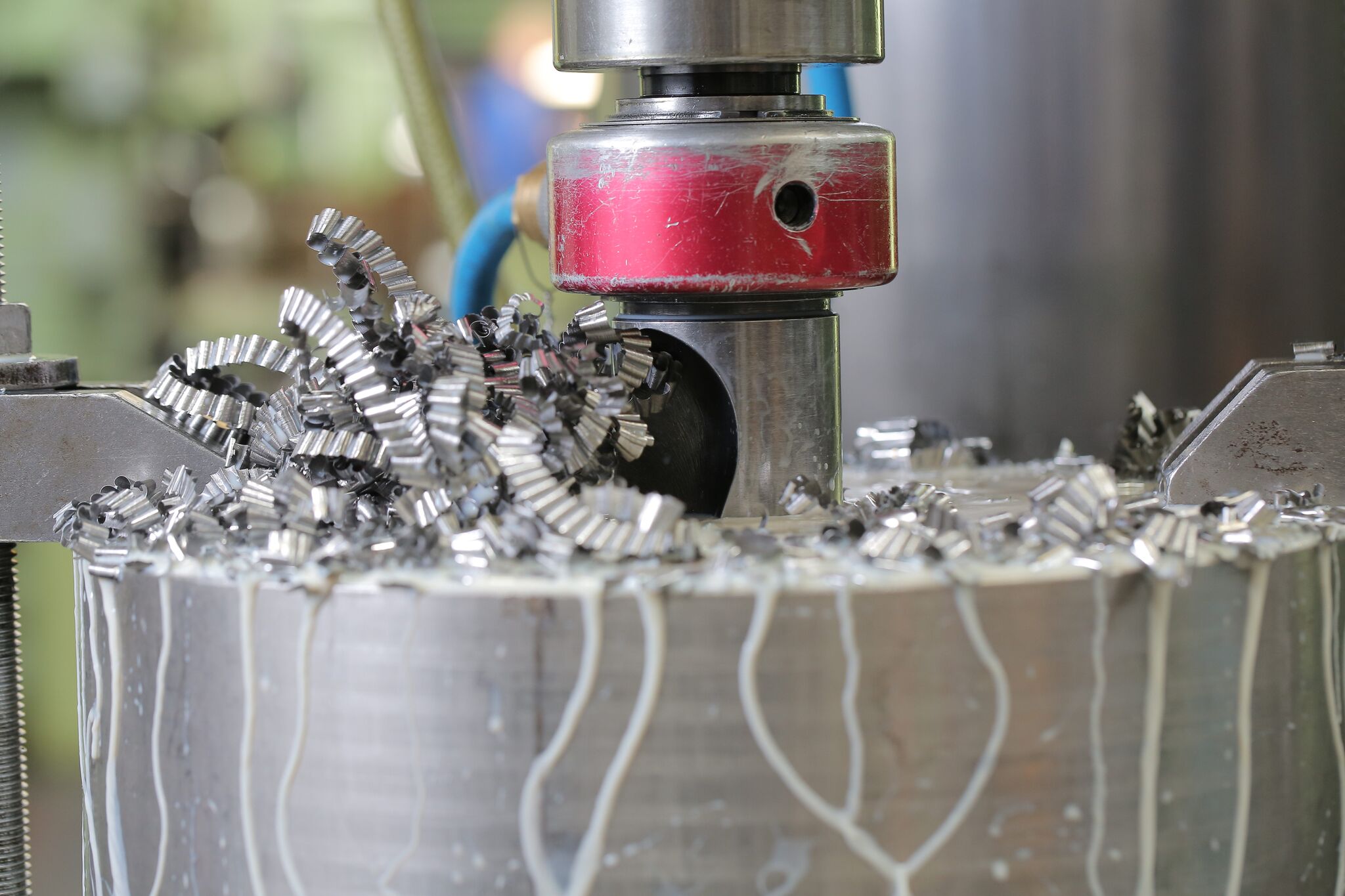 Die Maschinen nahmen den Menschen die Arbeit ab! -Weiterbildungsschulung Hahn Fertigungstechnik, Pa Die Maschinen nahmen den Menschen die Arbeit ab! -Weiterbildungsschulung Hahn Fertigungstechnik, Pa