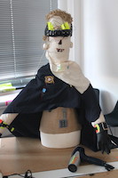 IoT-Workshop für Kids von adesso: Puppe mit Wearables (Quelle: adesso AG)