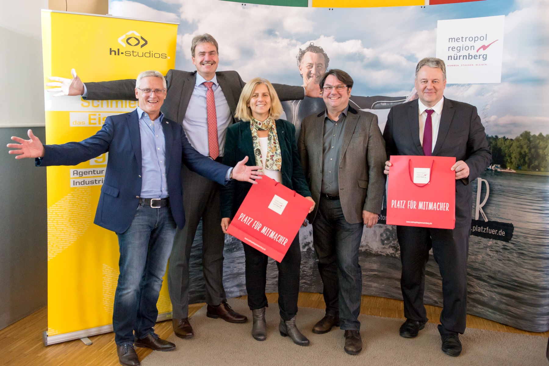 (©Foto: hl-studios, Erlangen): Kommunikationsprofis der Metropolregion Nürnberg bei hl-studios (©Foto: hl-studios, Erlangen): Kommunikationsprofis der Metropolregion Nürnberg bei hl-studios