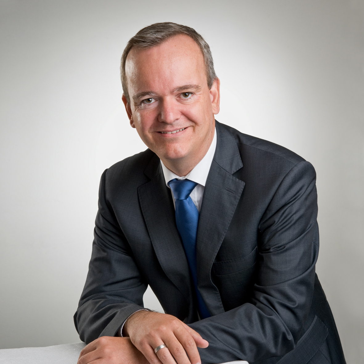 Prof. Dr. Michael Steinmüller; Professur für Banking & Finance Prof. Dr. Michael Steinmüller; Professur für Banking & Finance