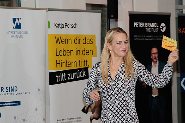 Buchpremiere in Hamburg: Katja Porsch (Bildquelle: @Katja Debski) Buchpremiere in Hamburg: Katja Porsch (Bildquelle: @Katja Debski)