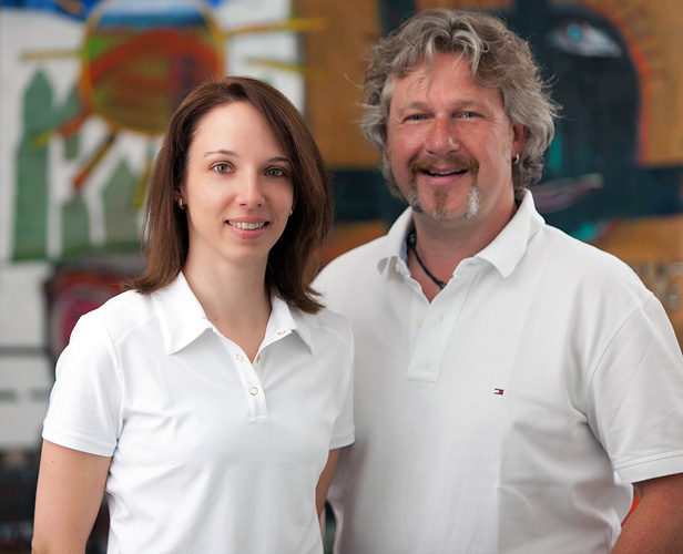 Zahnarzt Dr. Peter Hoffmann& Zahnärztin Christina Kellner (Bildquelle: Zahnarztpraxis Dr. Peter Zahnarzt Dr. Peter Hoffmann& Zahnärztin Christina Kellner (Bildquelle: Zahnarztpraxis Dr. Peter