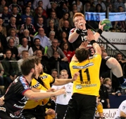(Foto: hl-studios, Erlangen): Nicolai Theilinger (#3) war mit 6 Treffern gegen Coburg erfolgreich
