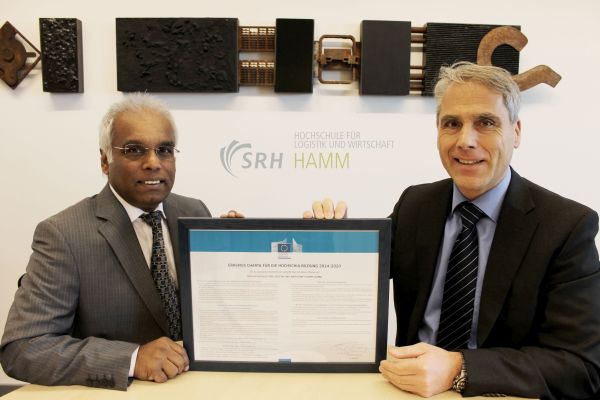 SRH-Geschäftsführer Steffen Bruckner (rechts) und der Leiter des International Office der SRH Hochsc SRH-Geschäftsführer Steffen Bruckner (rechts) und der Leiter des International Office der SRH Hochsc