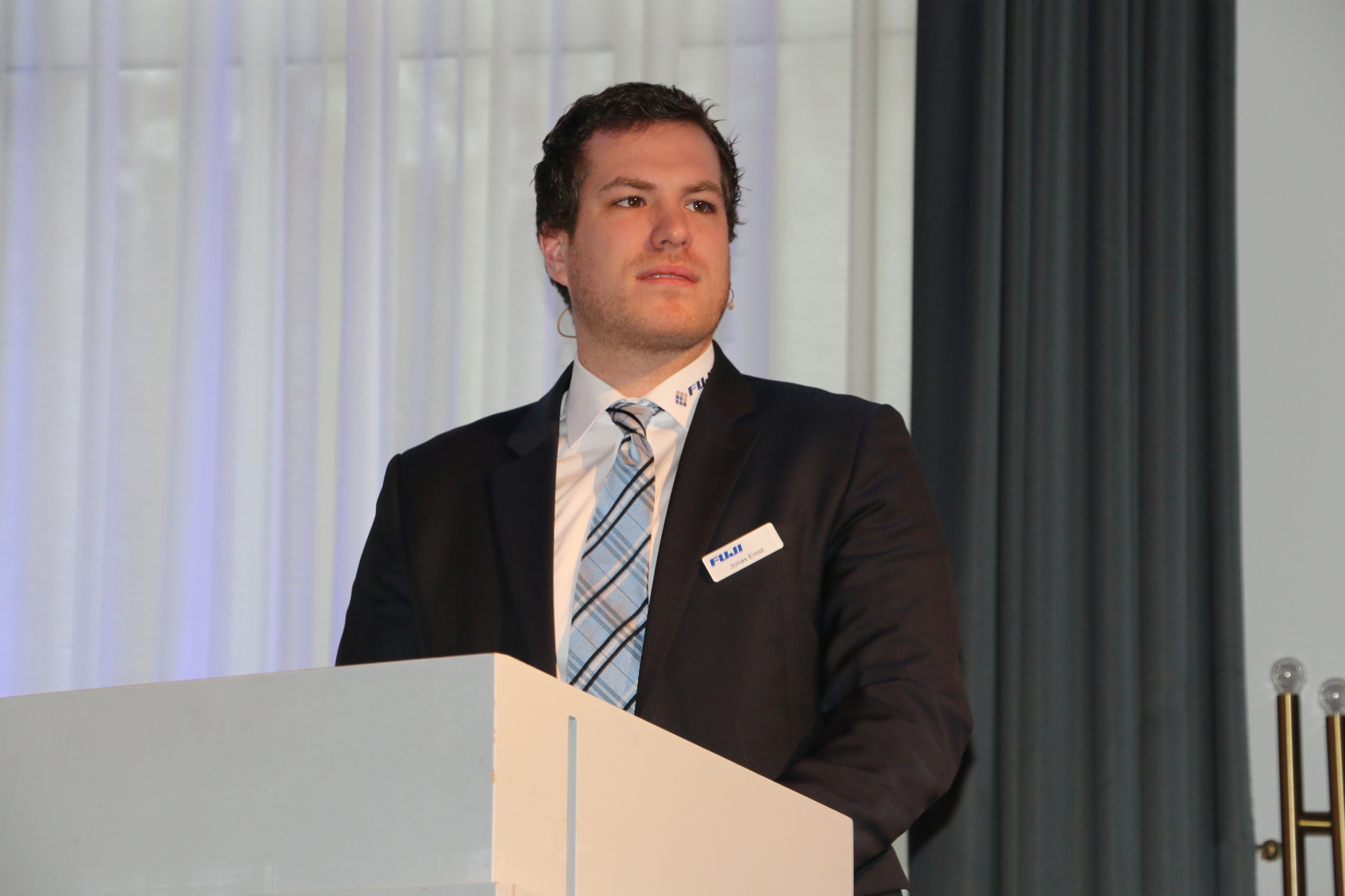 Jonas Ernst, Area Sales Manager bei FUJI Machine (Bildquelle: EPP Magazin)
