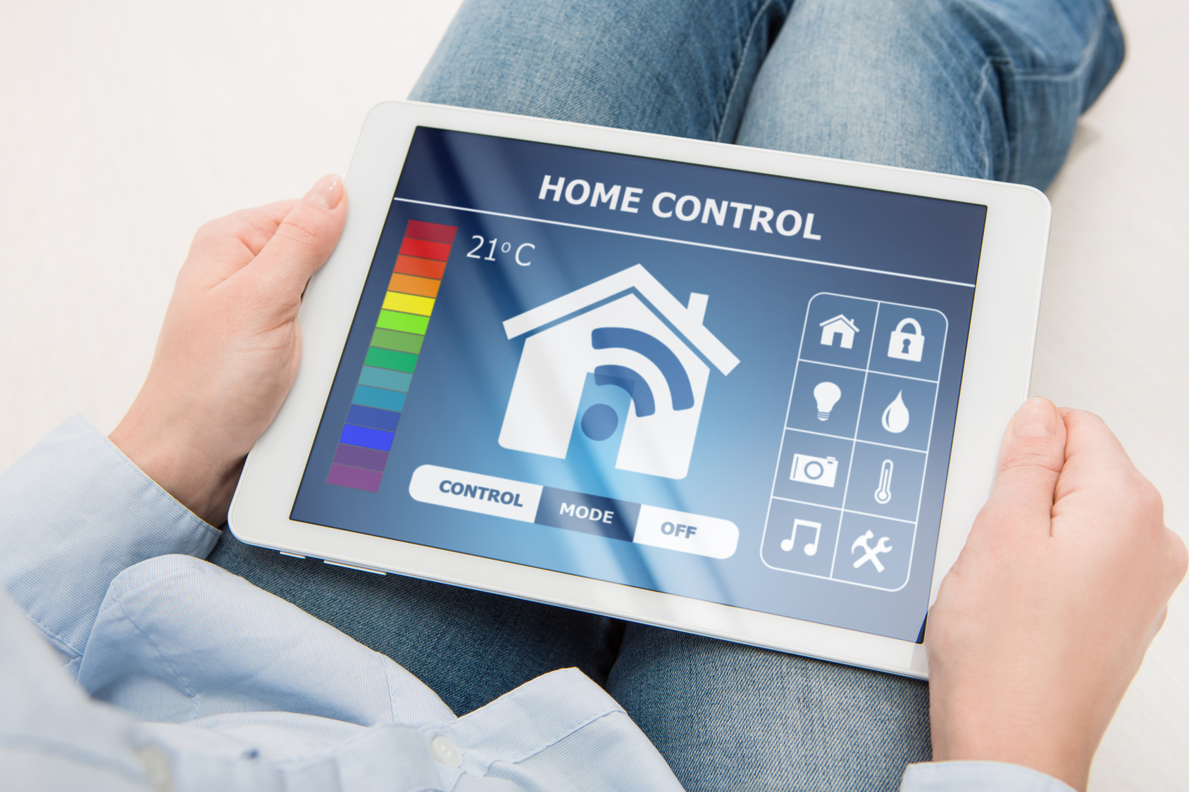 Mit der richtigen Steuerung wird ihr intelligentes Haus wirklich Smart. Bildurheber: AA+W