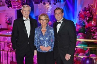 Eugen und Christa Block mit Sohn Philipp Block feierten im Grand Elysée Hamburg Eugen und Christa Block mit Sohn Philipp Block feierten im Grand Elysée Hamburg