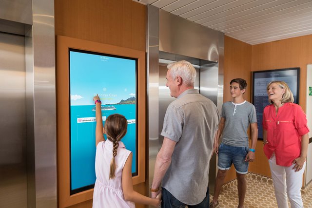 Ocean Medallion und Ocean Compass revolutionieren das Leben an Bord. Ocean Medallion und Ocean Compass revolutionieren das Leben an Bord.