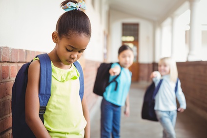 Mutistische Kinder finden oft nur schwer Freunde in der Schule Mutistische Kinder finden oft nur schwer Freunde in der Schule