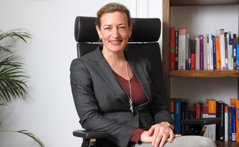 Helga Odendahl, Diplom Psychologin